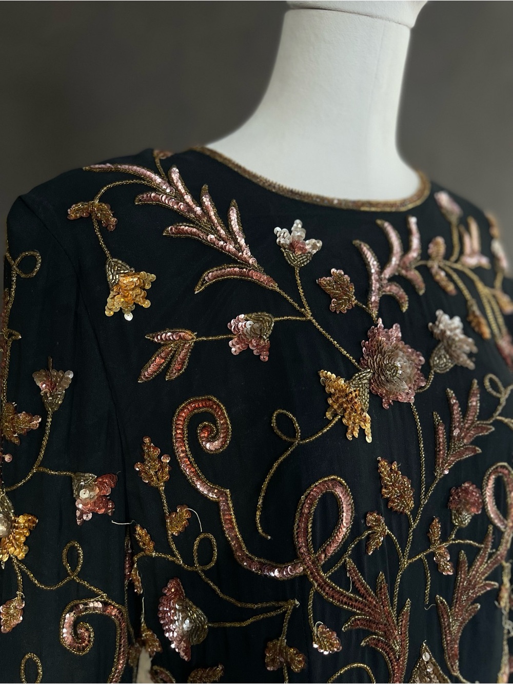 Vintage Niteline by Della Roufogali Black Silk Beaded Sequin Floral Top L